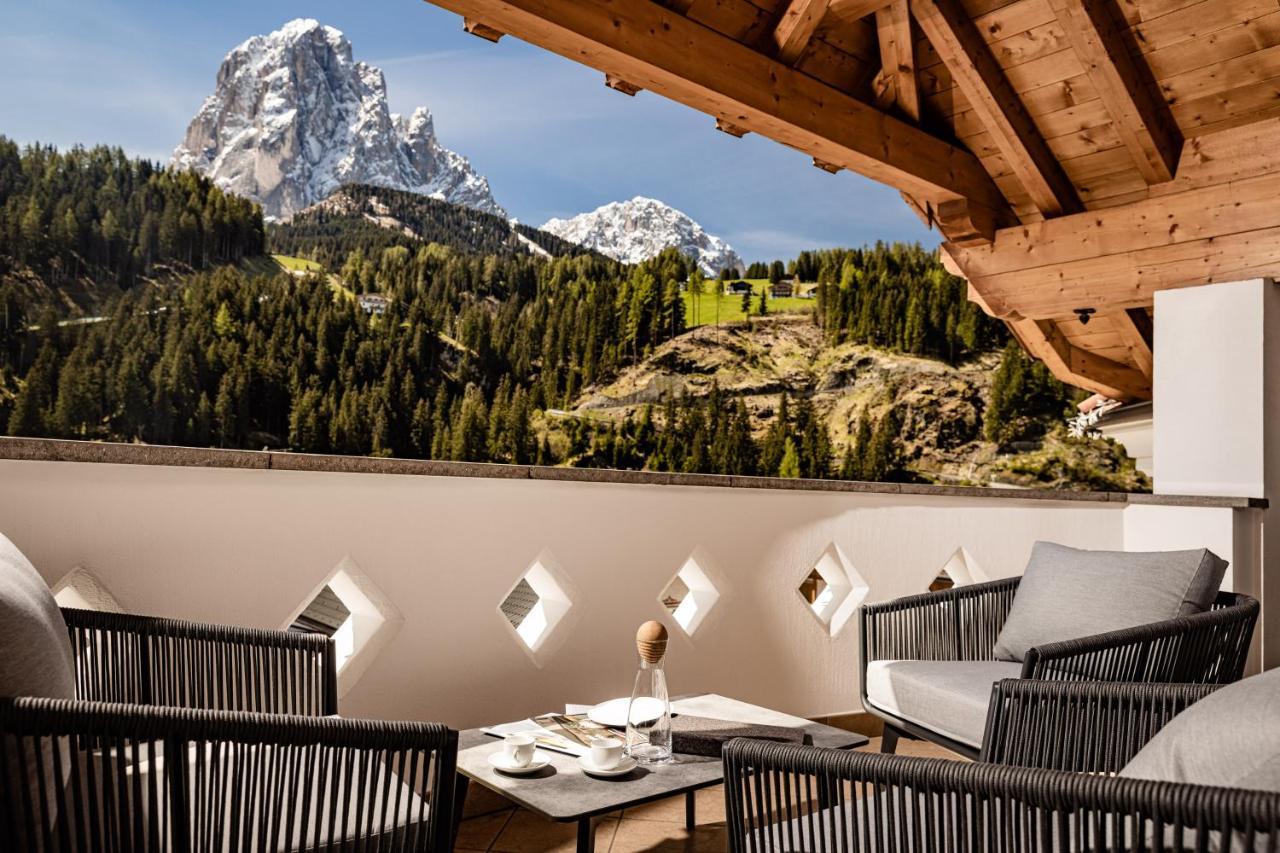 Apartments Belaval Santa Cristina Val Gardena Bagian luar foto